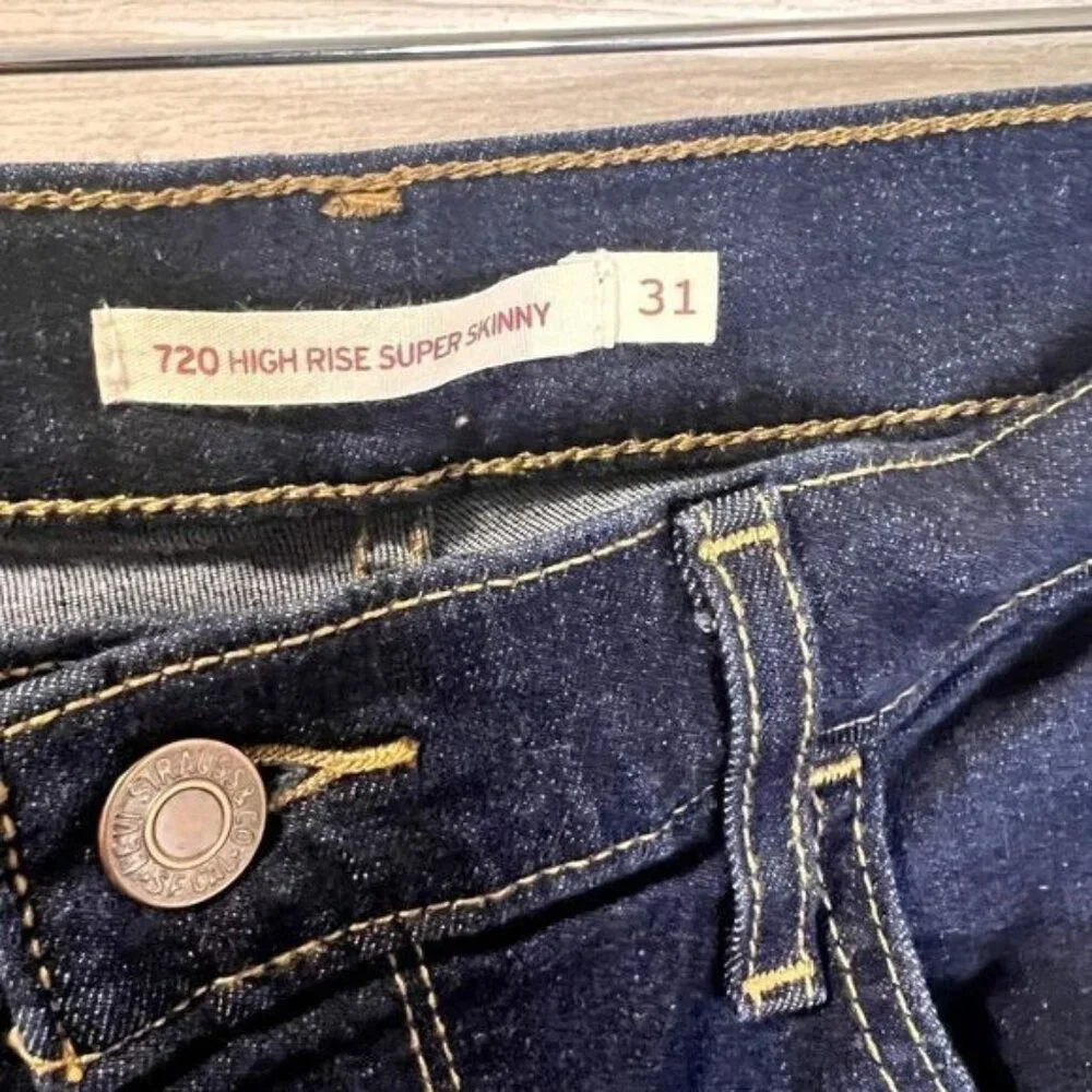 Levis® elevate your